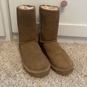 BearPaw Elle Short Hickory Boots